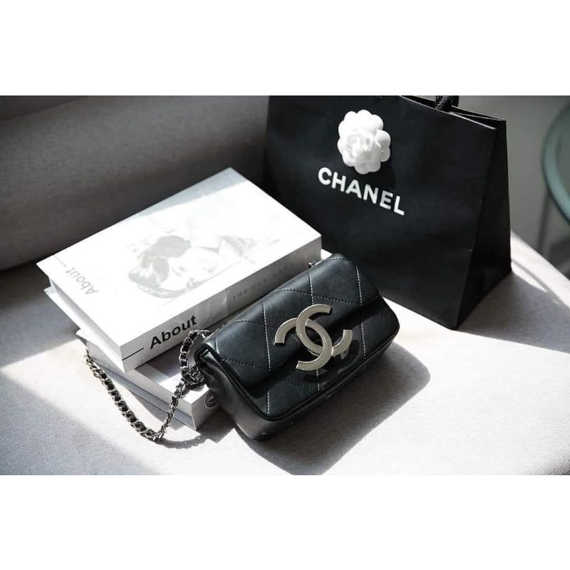 Túi Cha-nel logo bạc newww