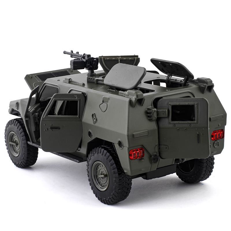 1:28 Dongfeng Warrior hợp kim xe bọc thép mô hình mô phỏng quân đội xe đặc biệt trang trí âm thanh và ánh sáng kéo lại ô