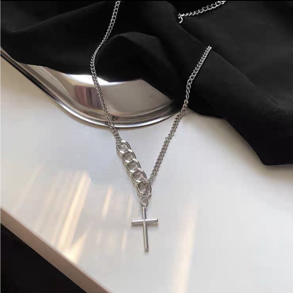 Dây chuyền màu bạc chữ Thập Unisex phối mắt xích Vòng cổ đơn giản cá tính