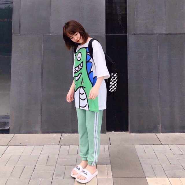 Áo thun fom rộng tay lỡ