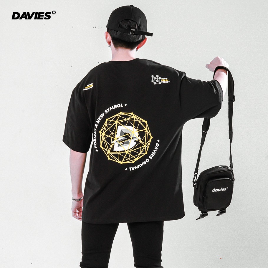 Áo thun tay lỡ form rộng màu đen Synthesis - Oversize Tee local brand DAVIES