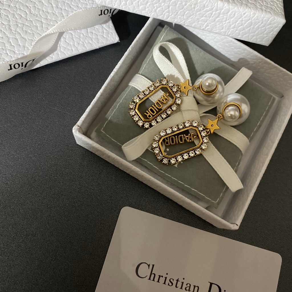 Khuyên Tai Tròn Khắc Chữ Dior Bằng Thép Titanium Thời Trang Cho Nữ