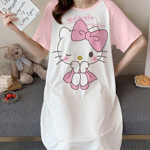Váy đầm dáng suông mặc ở nhà hình Hello Kitty
