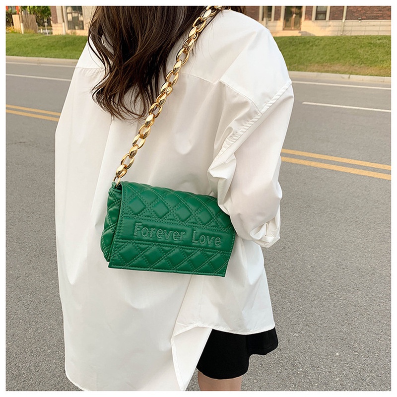 Túi Đeo Dưới Cánh Tay Hình Vuông Nhỏ Phối Dây Xích Dày Màu Sắc Tương Phản Phong Cách Hàn Quốc NB00102