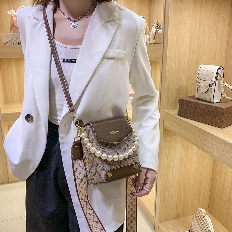 Túi đeo chéo nữ đựng điện thoại phối dây ngọc cao cấp đẹp đi chơi thời trang hàn quốc DC432