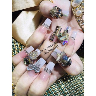 Charm lớn đính móng chân mã A