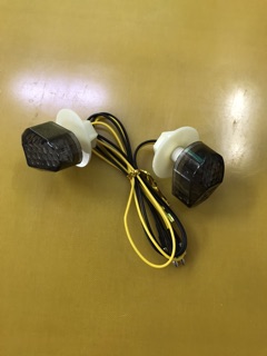 Xi nhan trước Winner X kiểu con Bọ