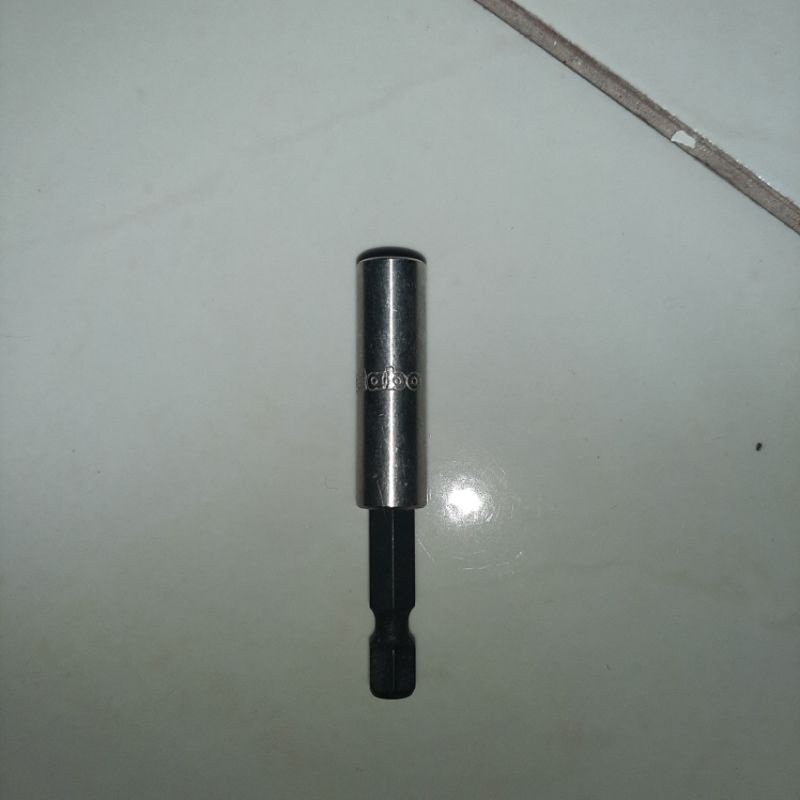 Đầu  nối vít + 10 mũi vít ph2 Bosch