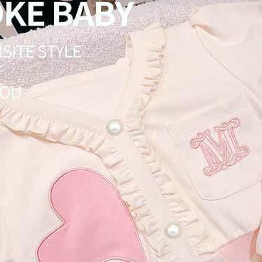 Bộ đồ mùa thu cho bé gái 2022 phiên bản mới của trẻ em Hàn Quốc của phong cách đại học chàng trai lớn phong cách phương Tây nước hoa nhỏ bộ đồ hai mảnh mùa thu