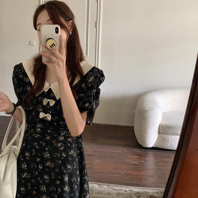 Mùa hè 2021 sức sống mới cô gái cổ điển tính khí thanh lịch thắt lưng cao chữ V nơ váy A-line