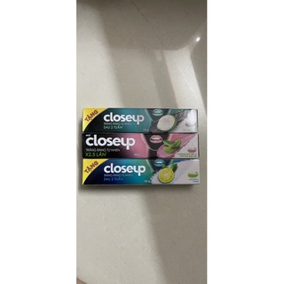 Combo 3 tuýp kem đánh răng Closeup 30g