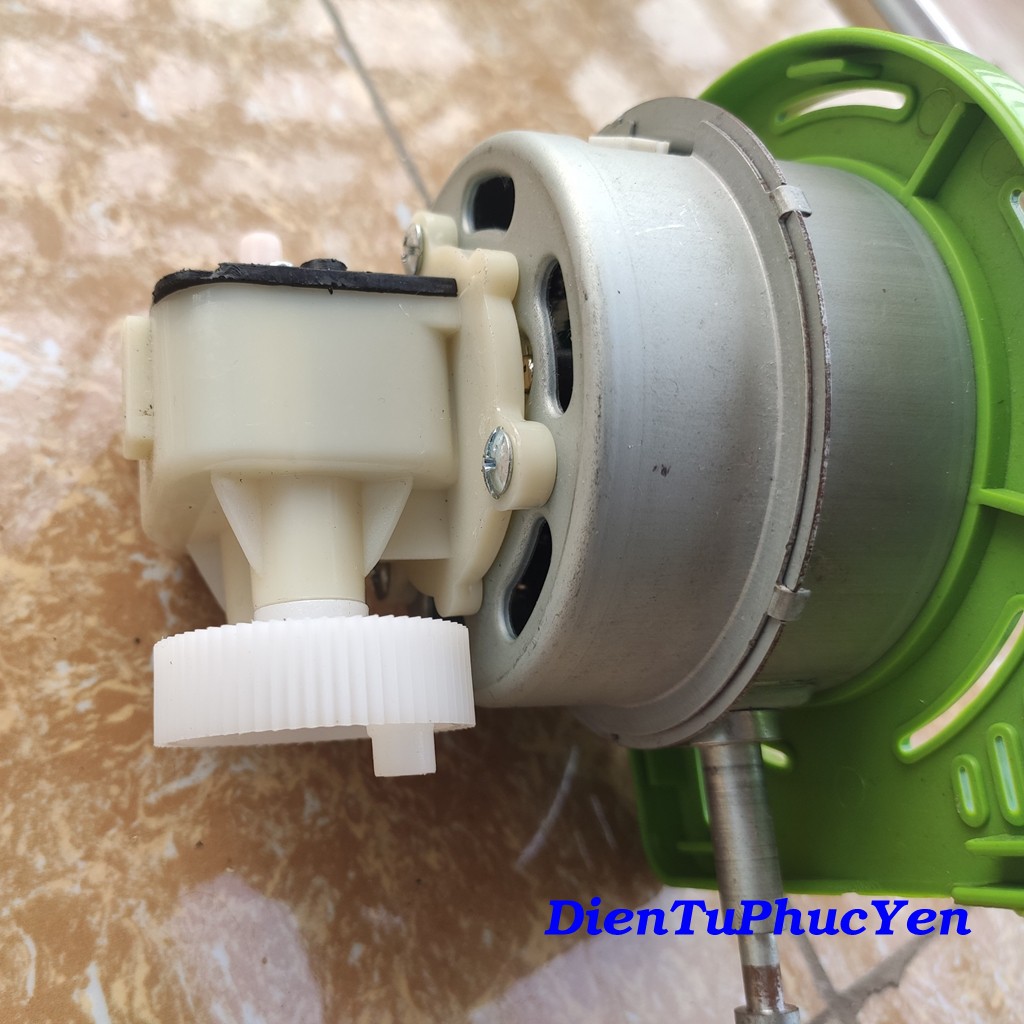 Túp năng - đảo gió quạt điện MD