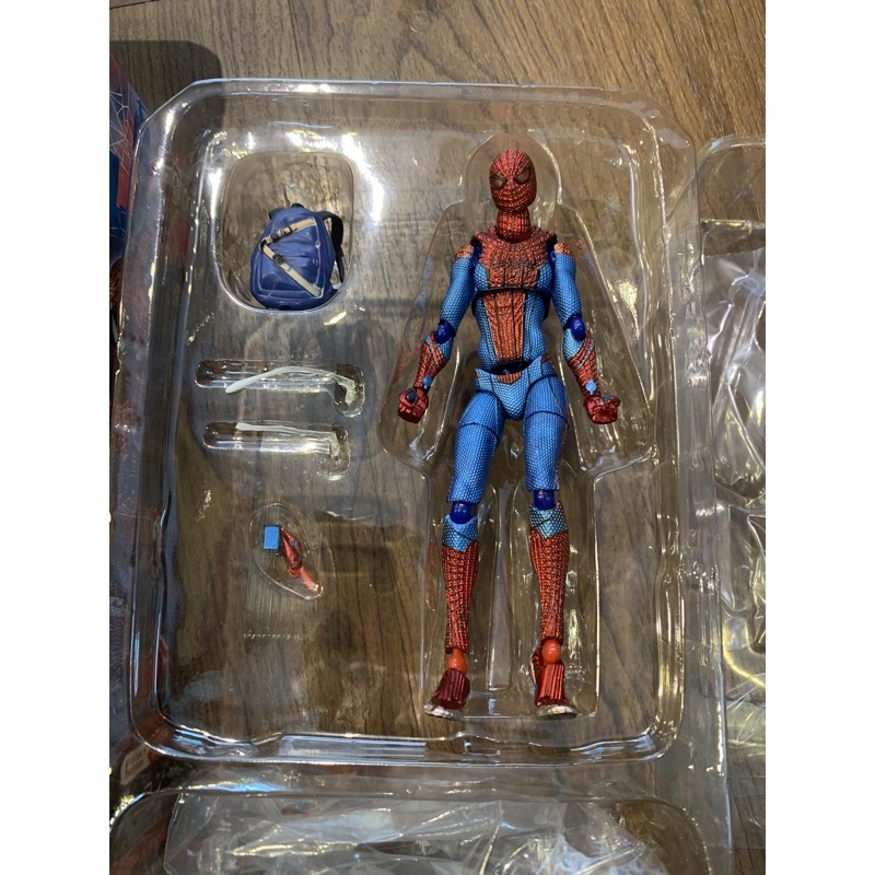 Mô Hình Nhân vật Phim Avengers Figma199 spider man người nhện màu đậm chi tiết sắc nét chuẩn hình