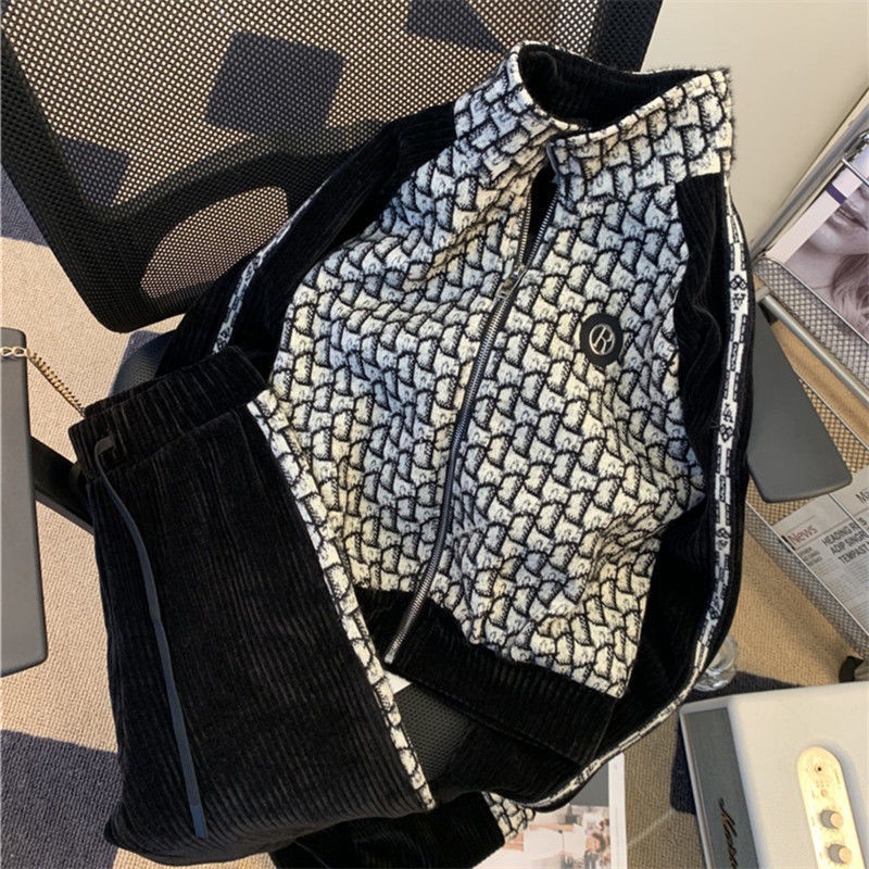 Suit DIOR! Bộ Quần Áo Thể Thao Thiết Kế Mới Năng Động Thời Trang Dành Cho Nam