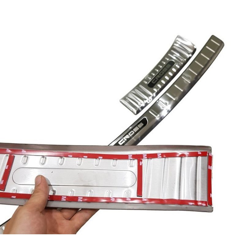 Bộ ốp inox chống trầy cốp trong+ ngoài xe Toyota Corolla Cross