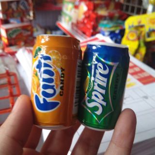 Kẹo đồ chơi