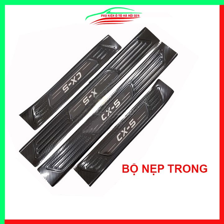 Ốp bậc cửa, nẹp bước chân CX5, CX-5 2018-2020 vân cacbon chống trầy bảo vệ trang trí xe
