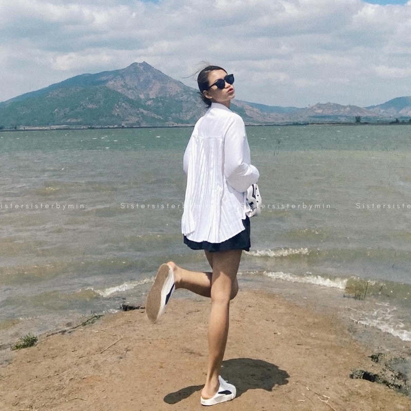 SISTERSISTER - BEST SELLER Áo sơ mi dập li thân sau Gossip