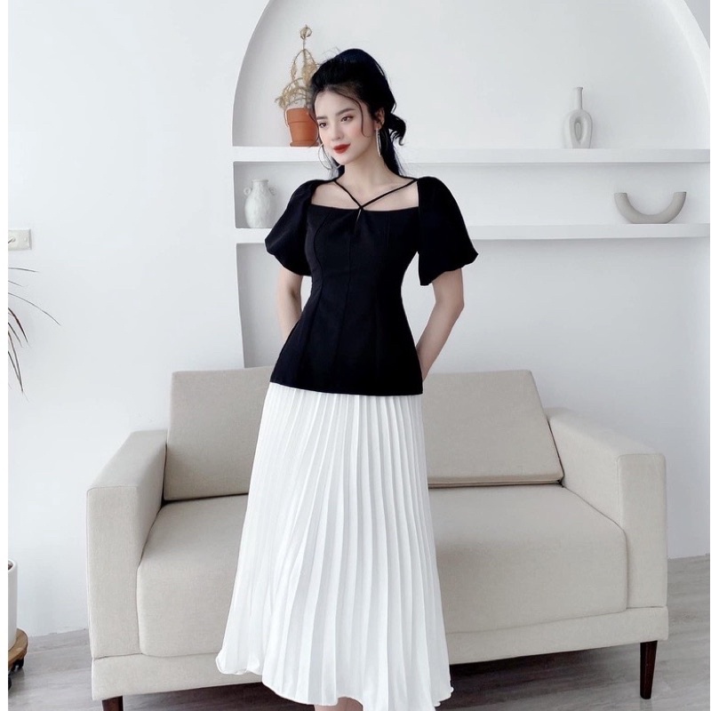 Áo tay bồng xoè dây buộc