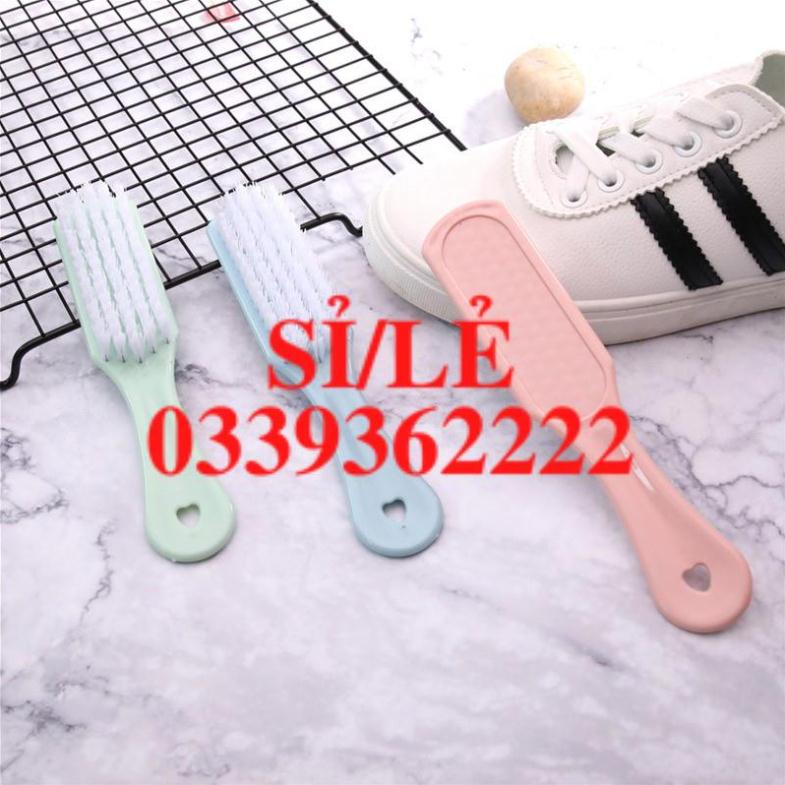 [ HAIANHSHOP ] Bàn Chải Giặt Giày - Cây Cọ Giày Đa Năng Cầm Tay - Bàn chải đánh sàn tiện lợi Duashop &gt;