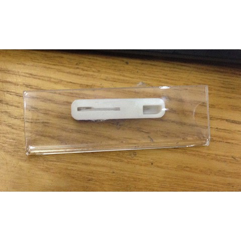 Thẻ tên nhân viên mica(70x25mm)