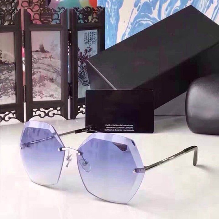 Mắt kính nữ thời trang 2019