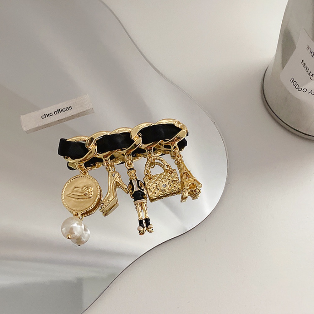 Ghim Cài Áo Kim Loại Đính Ngọc Trai Họa Tiết Hoạt Hình Chống Trượt Phong Cách Retro