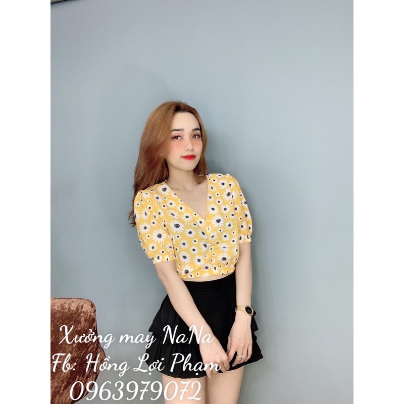 Áo kiểu tay phồng hoa nhí dễ thương