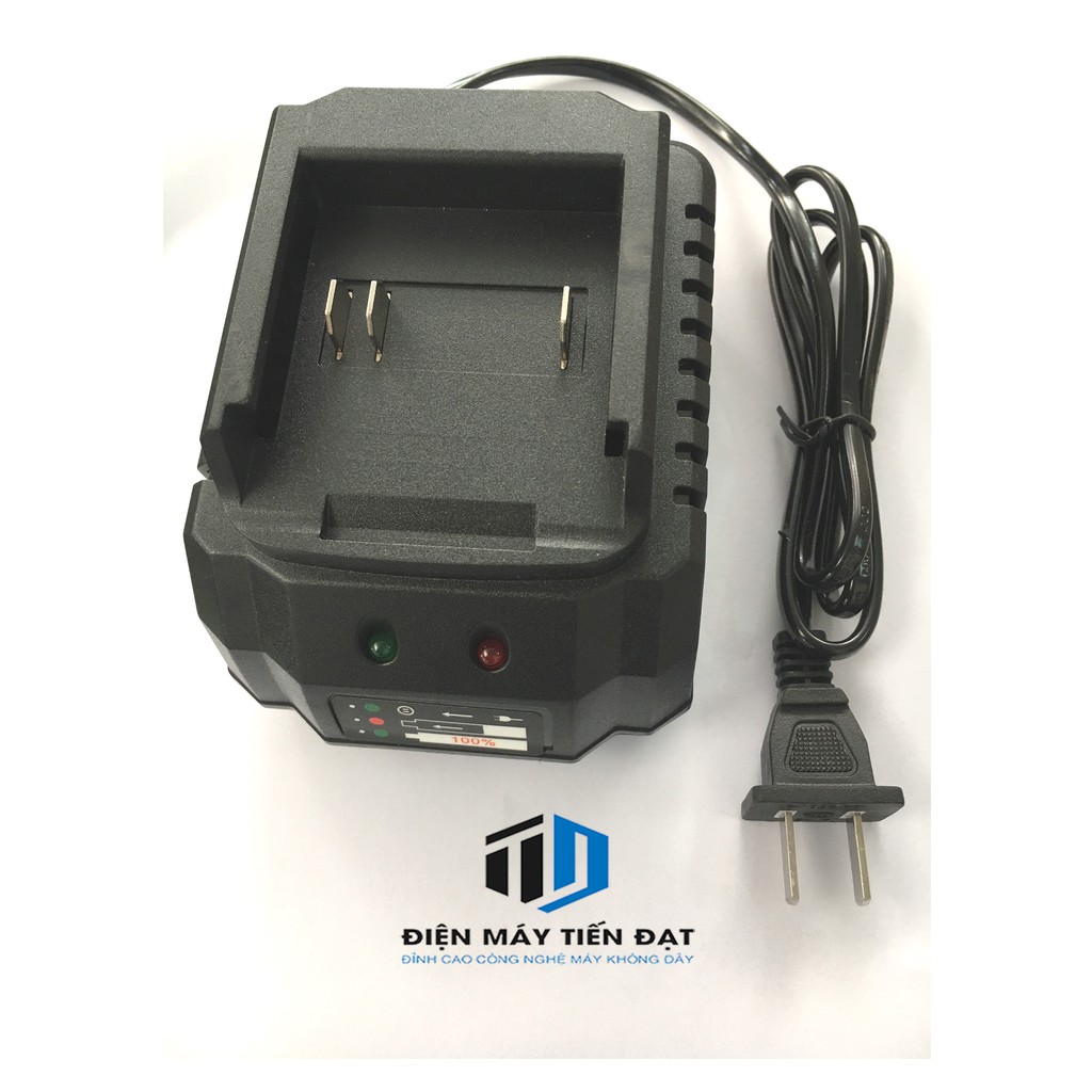 DMTD Sạc gài pin 18V Makita