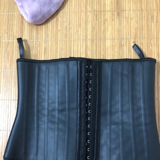 Đai latex giảm eo