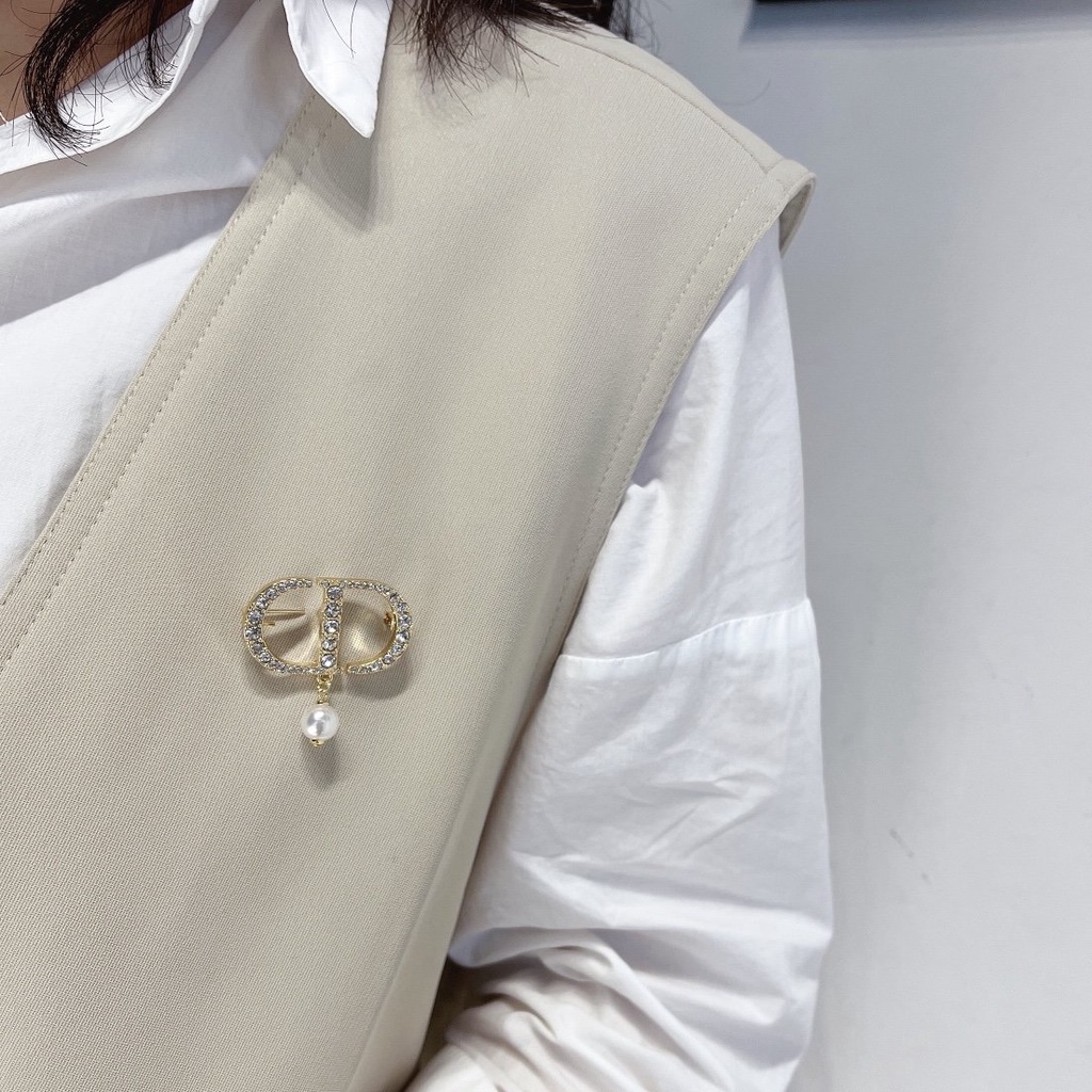 Ghim Cài Áo Dior Sang Trọng Hợp Thời Trang Cho Nam Nữ