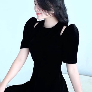 VÁY NHUNG KHOÉT VAI