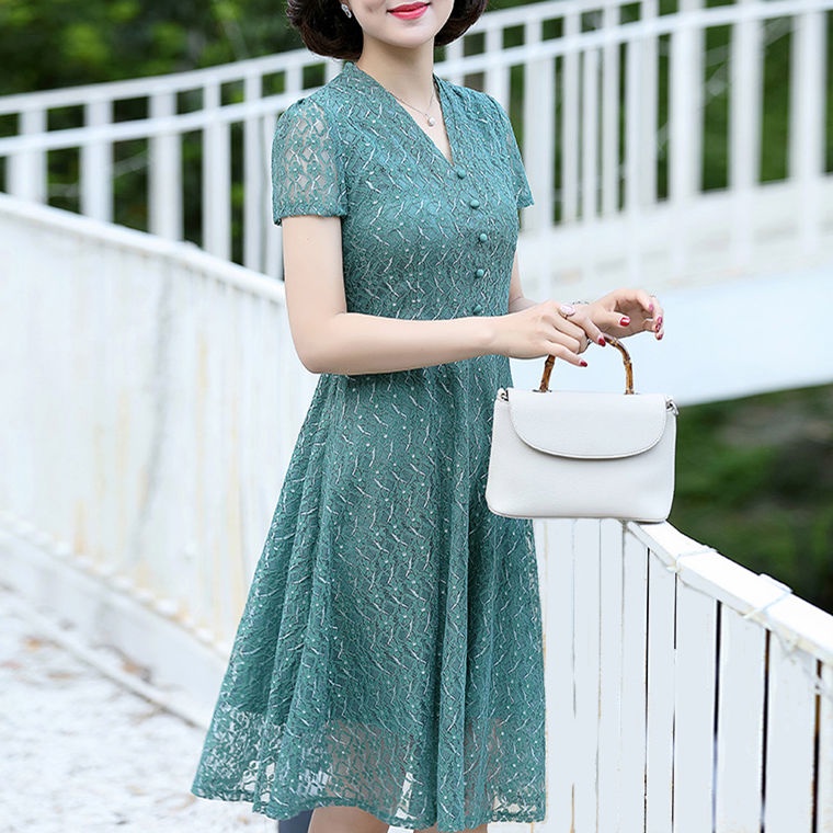 ♗☏∏2022 mẹ mới váy mùa hè cho người trung niên và già 40 tuổi ren 50