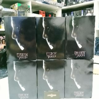 Mô hình Neca Jason bản Freddy vs Jason