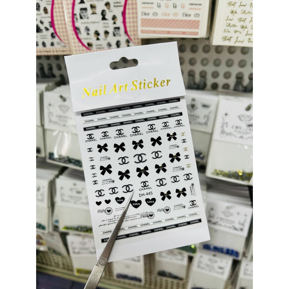 Sticker dán móng mã mới