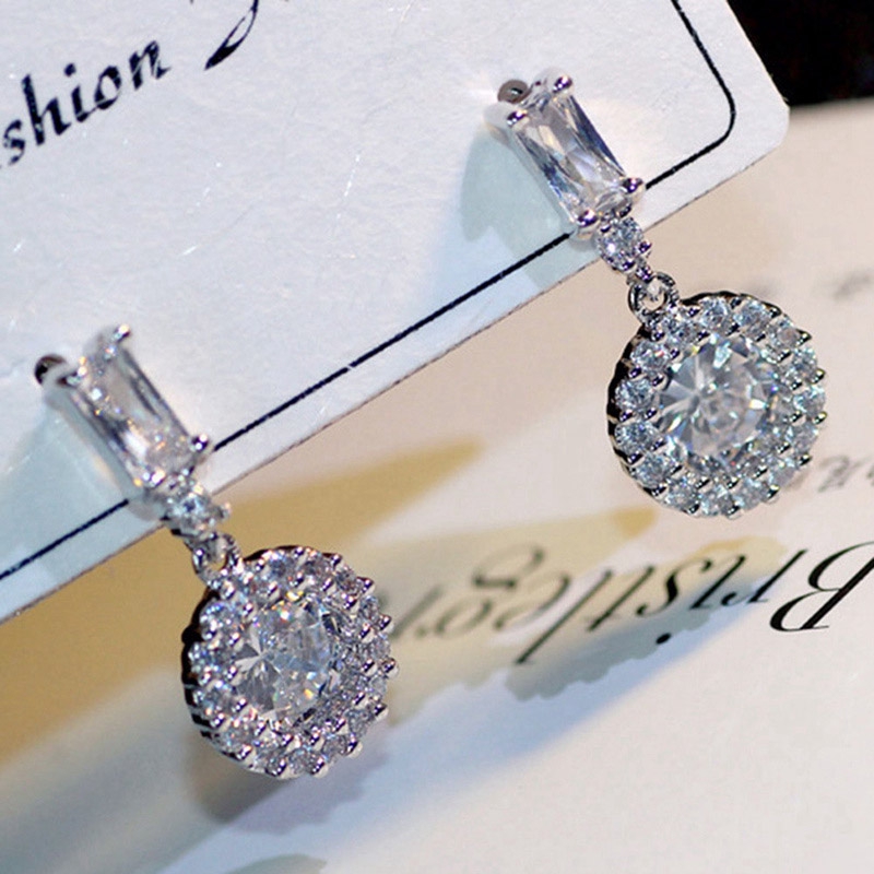 Bông tai dáng tròn đính đá lấp lánh thiết kế hợp thời trang