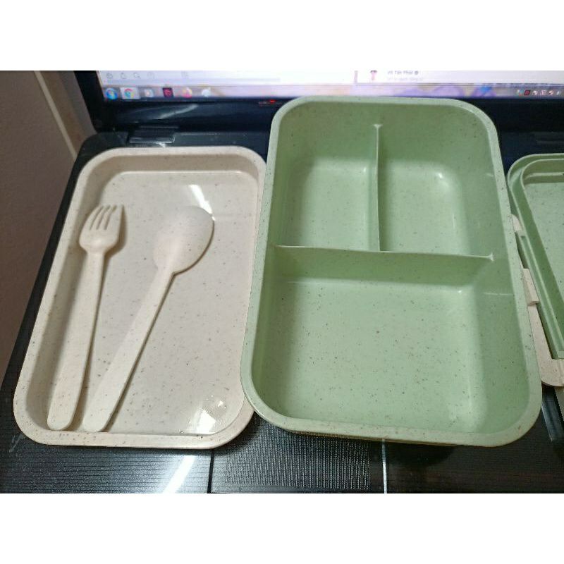 Hộp đựng cơm lúa mạch 3 ngăn, hộp cơm văn phòng tặng kèm thìa và  nĩa