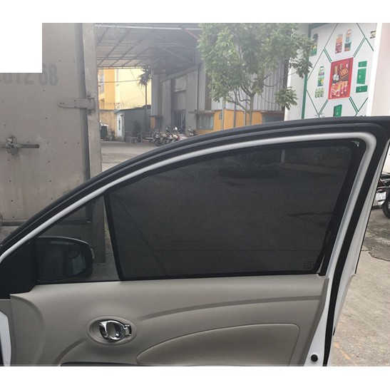 Rèm chắn nắng theo xe Nissan Sunny hút nam châm cao cấp