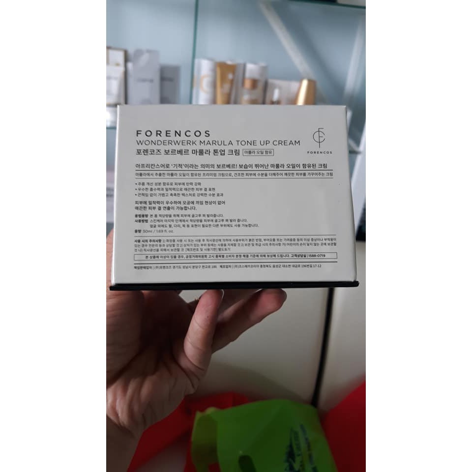 Kem Dưỡng Trắng Da Forencos