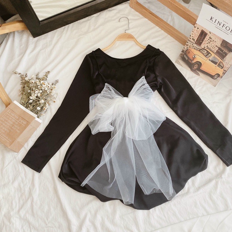 ĐẦM ĐEN XOÈ BỒNG CỔ VUÔNG PHỐI LƯỚI CHÉO | BigBuy360 - bigbuy360.vn