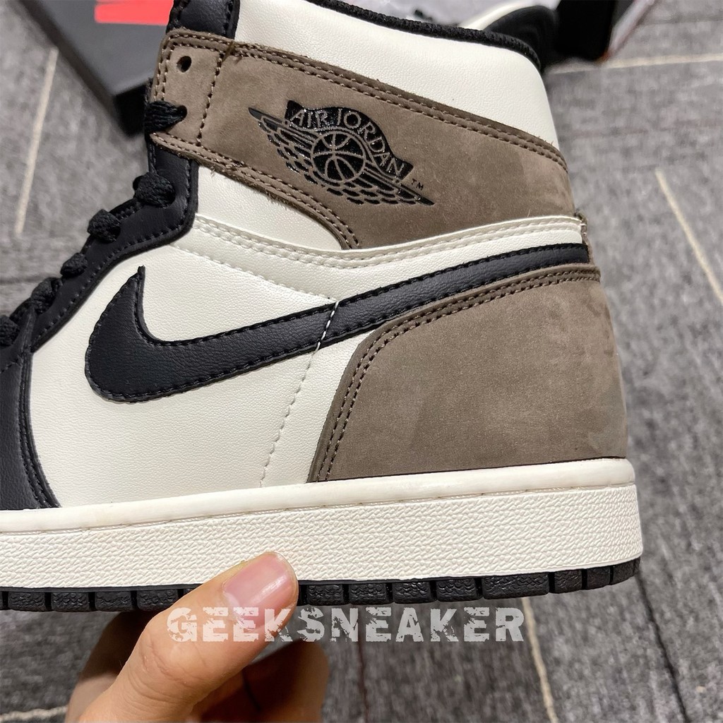 [GeekSneaker[ Giày Jordan 1 Dark Mocha - Phiên bản tiêu chuẩn | BigBuy360 - bigbuy360.vn