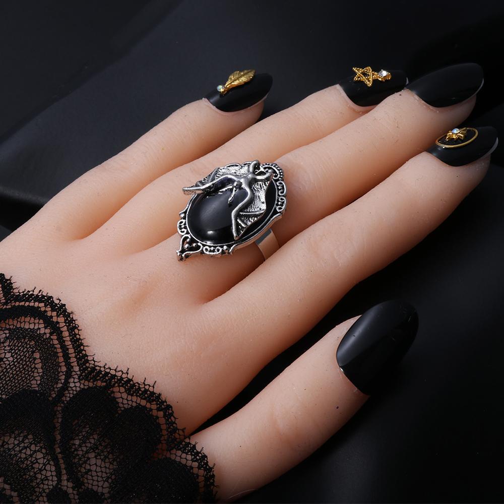 Nhẫn Nữ Hình Dơi Đen Có Thể Điều Chỉnh Kích Cỡ