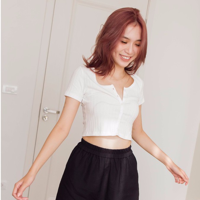 Áo croptop cổ tròn thun tăm cài khuy trước Mia Ritta A2085