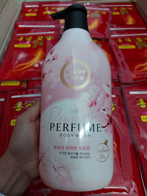 ☆SỮA TẮM DƯỠNG DA HÀN QUỐC Happy bath 900ml