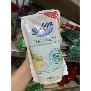 Nước lau sàn Sunlight chiết xuất Chanh Yuzu & sả bịch 700g