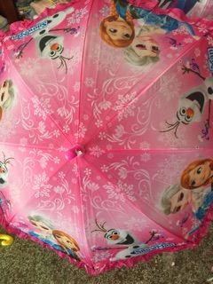Dù Elsa cho bé