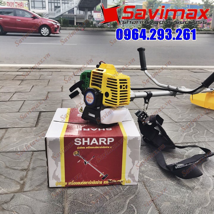 Máy cắt cỏ động cơ 2 thì SP-33, hiệu Sharp dùng xăng pha nhớt