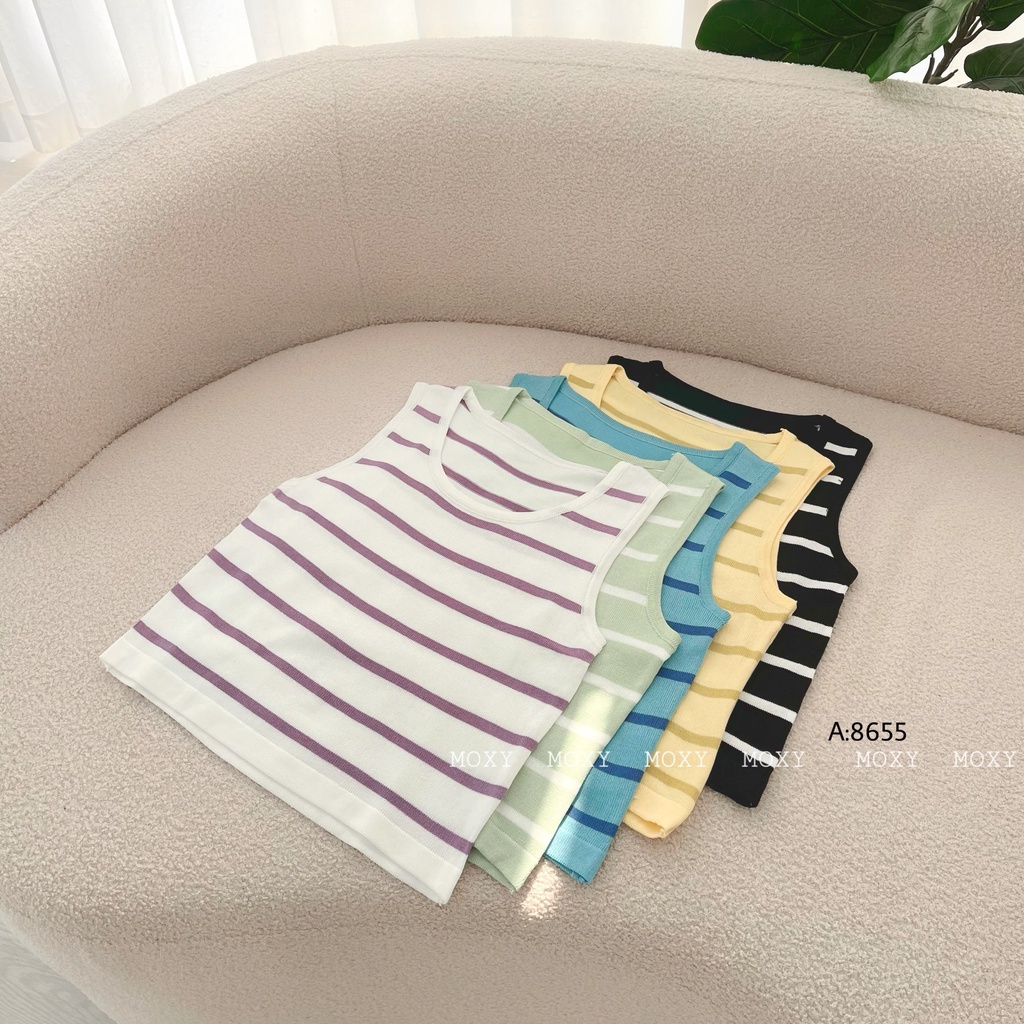 SP008655-Áo len sọc croptop