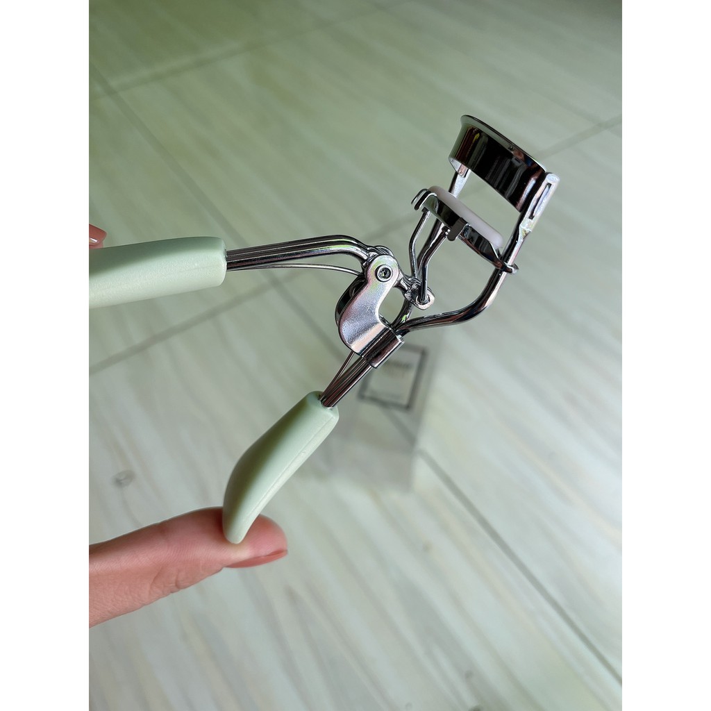 Kẹp mi JACEINEE cán nhựa xanh lá