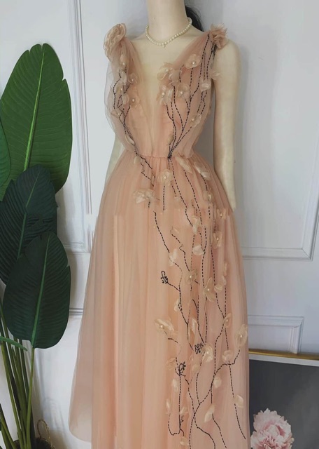 ẢNH VÀ VIDEO THẬT 1000%  Đầm xoè hoa rơi 3 D